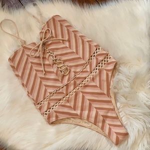 Tularosa Swimsuit Size Small